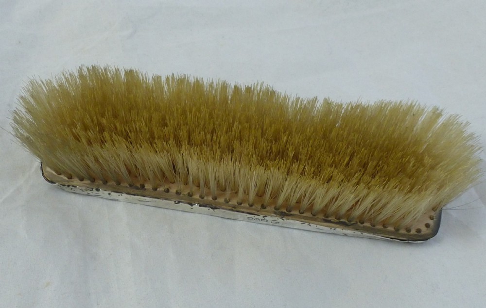 Edwardian Sterling Silver Hand Mirror and Clothes Brush View XII