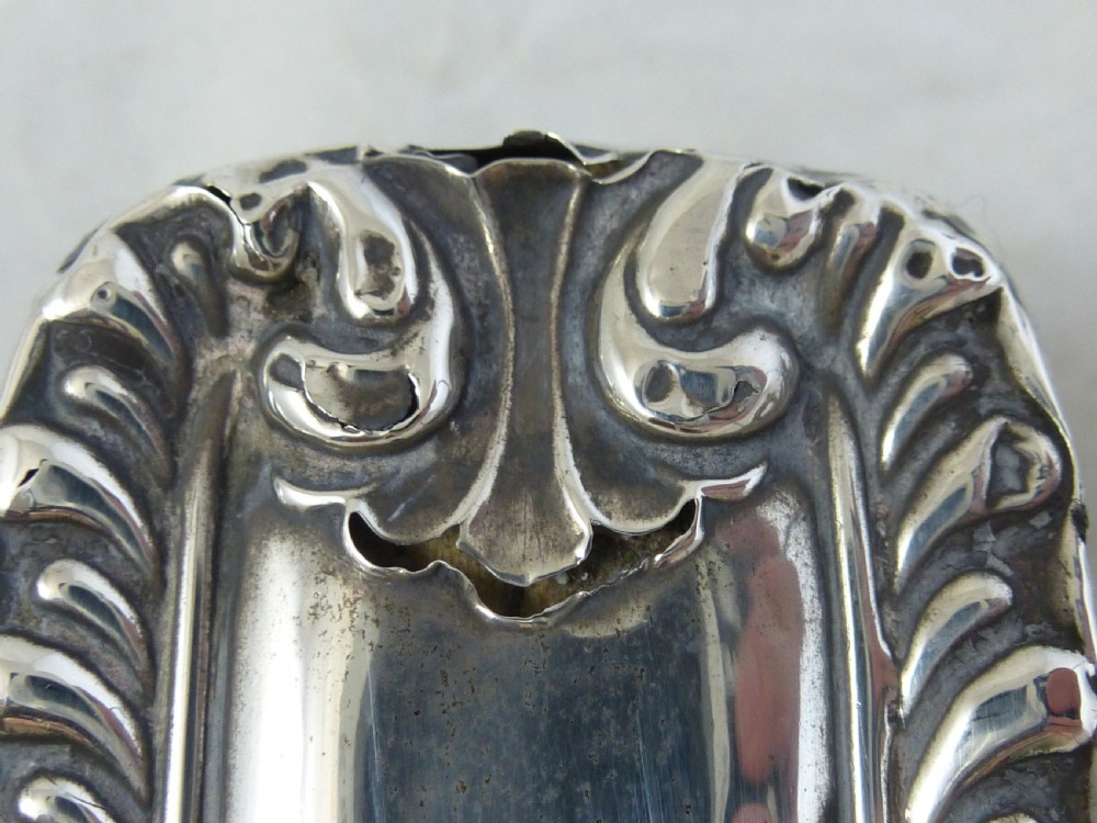 Edwardian Sterling Silver Hand Mirror and Clothes Brush View XVI