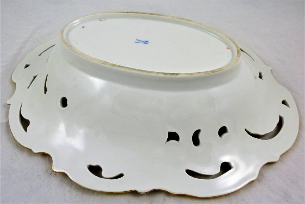Early 20th Century Meissen Porcelain Bowl View IX