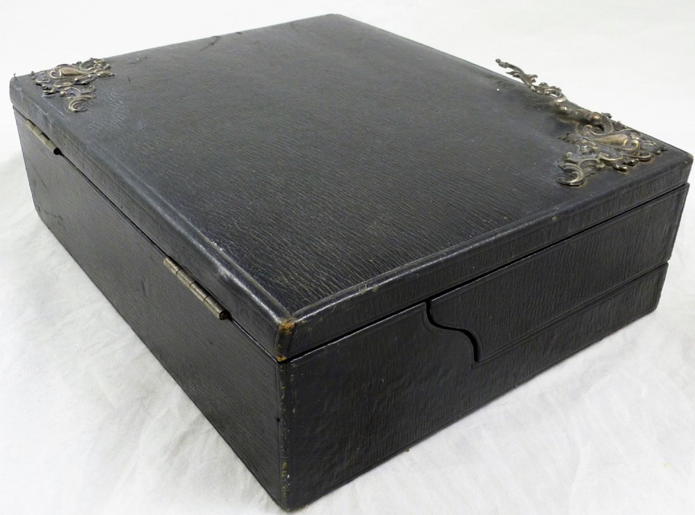 Victorian Leather and Simulated Macassar Ebony Writing Slope View VII