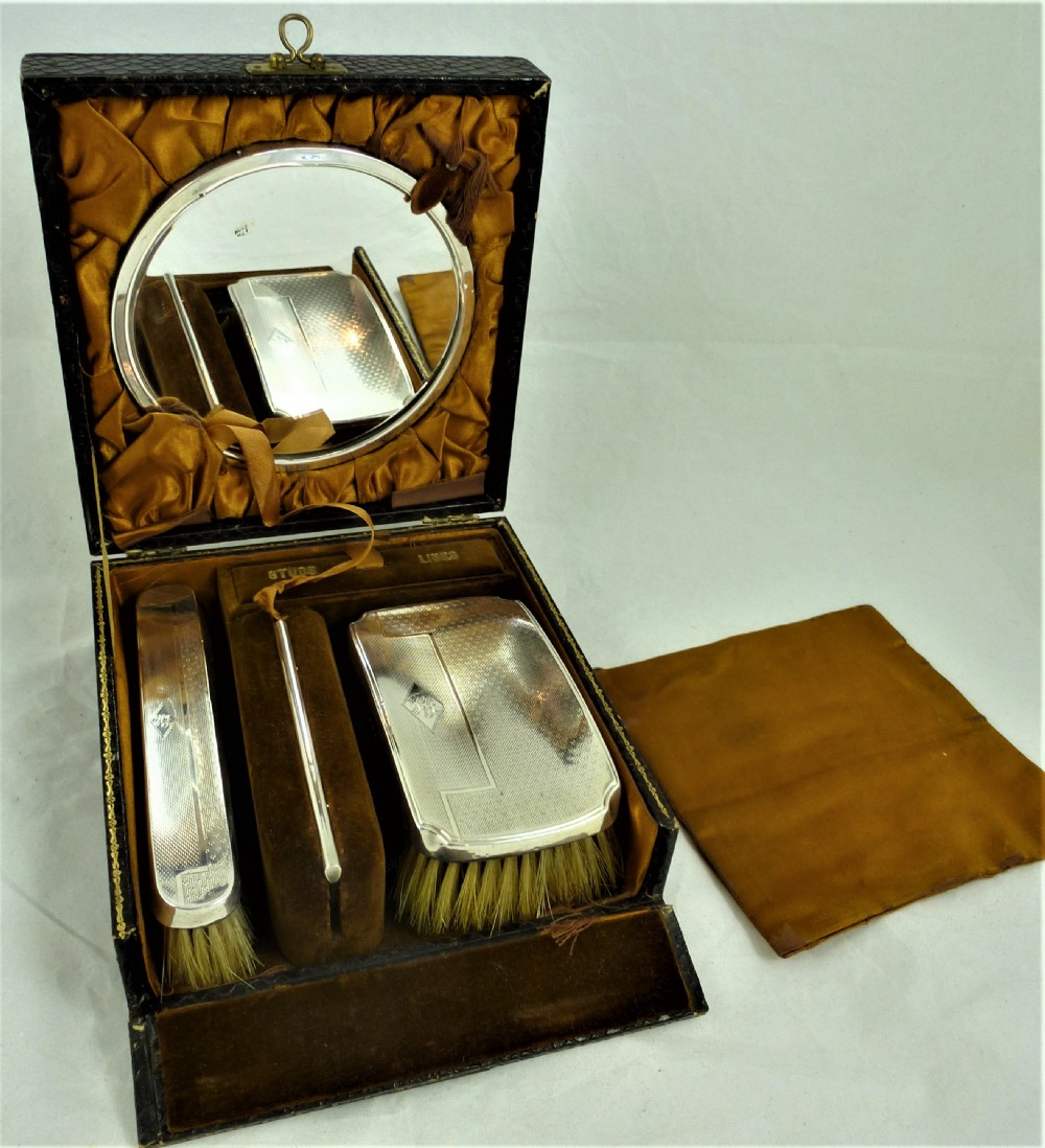 Gentlemans Boxed Art Deco Silver Vanity Set View II