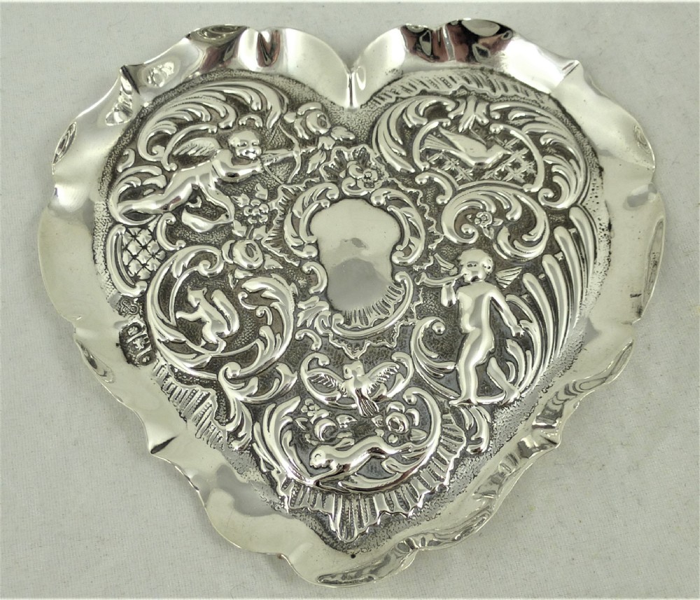 Edwardian Silver Heart Shaped Pin Dish