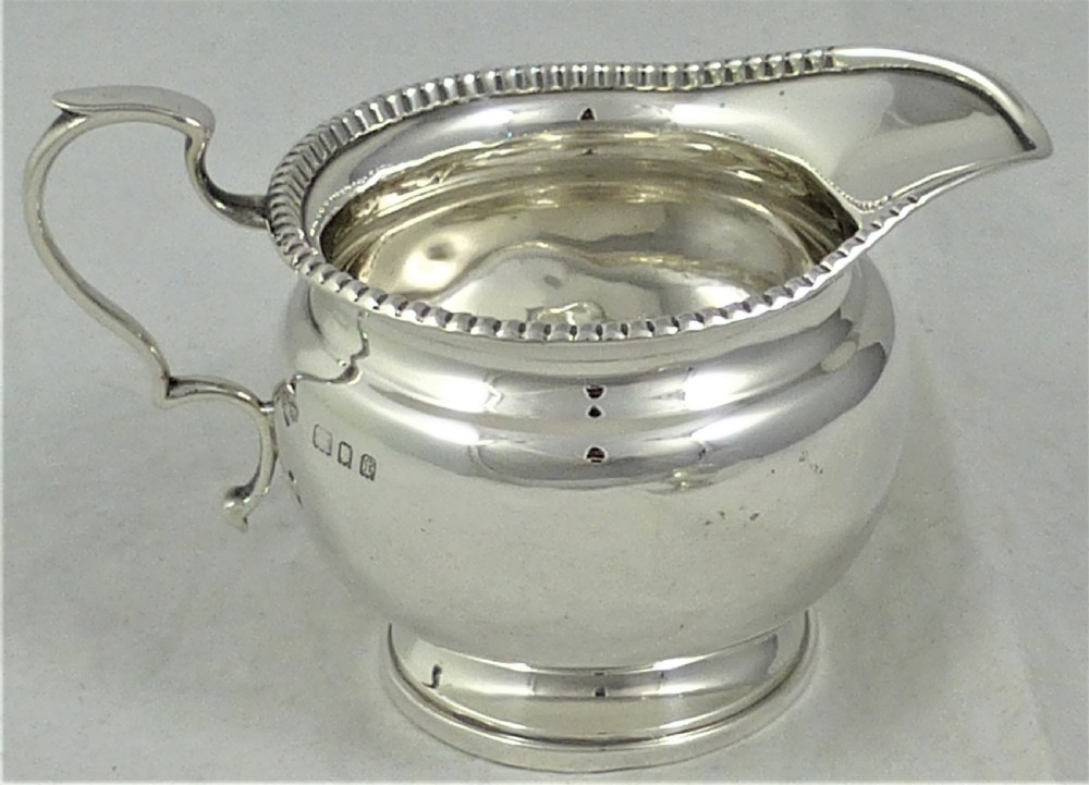Goldsmiths & Silversmiths Silver Milk Jug and Sugar Bowl View VIII