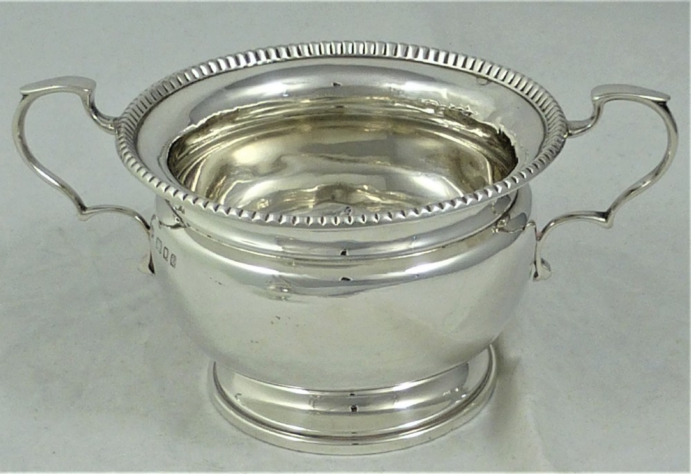 Goldsmiths & Silversmiths Silver Milk Jug and Sugar Bowl View IX