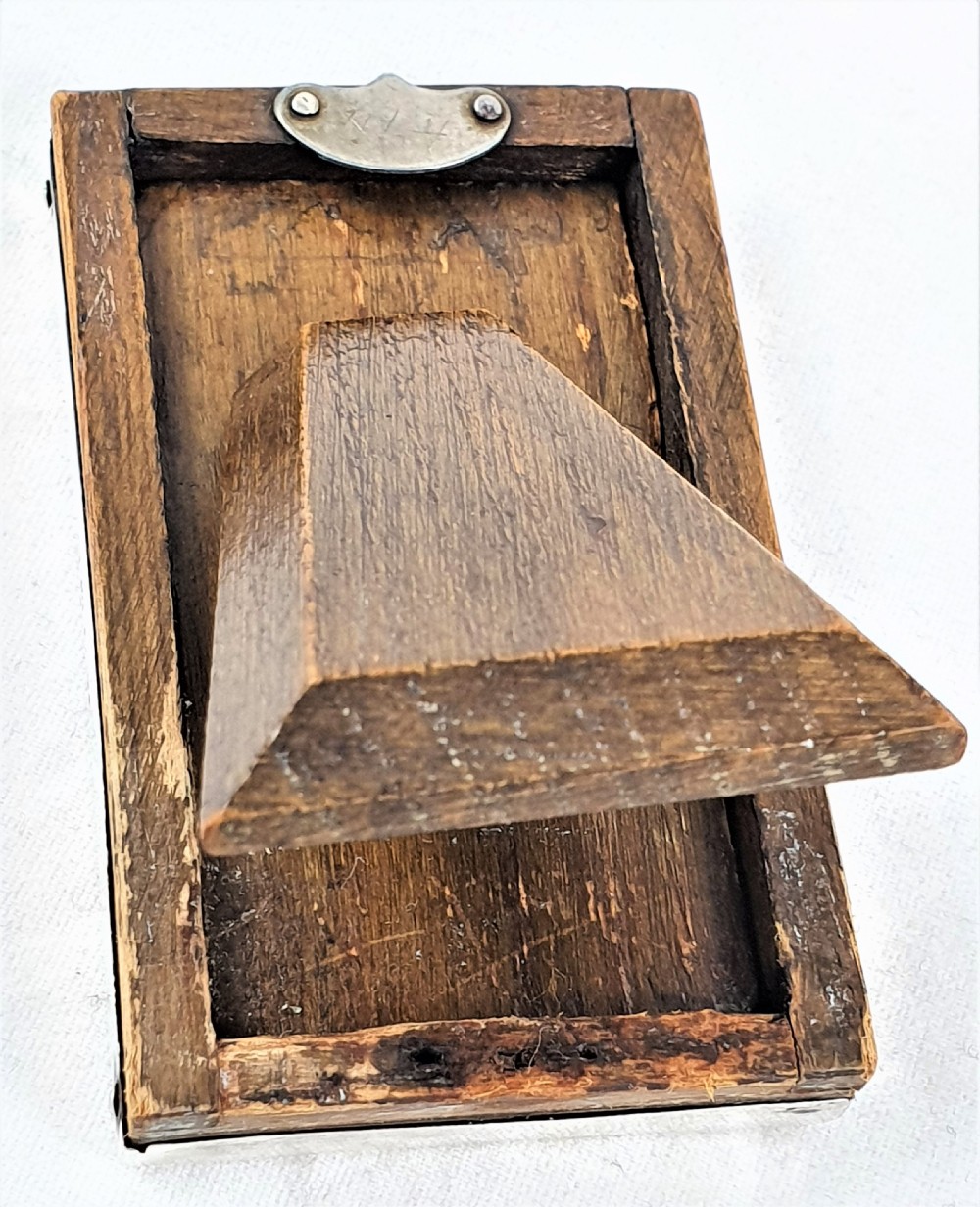 George V Hallmarked Silver Miniature Photograph Frame View IV