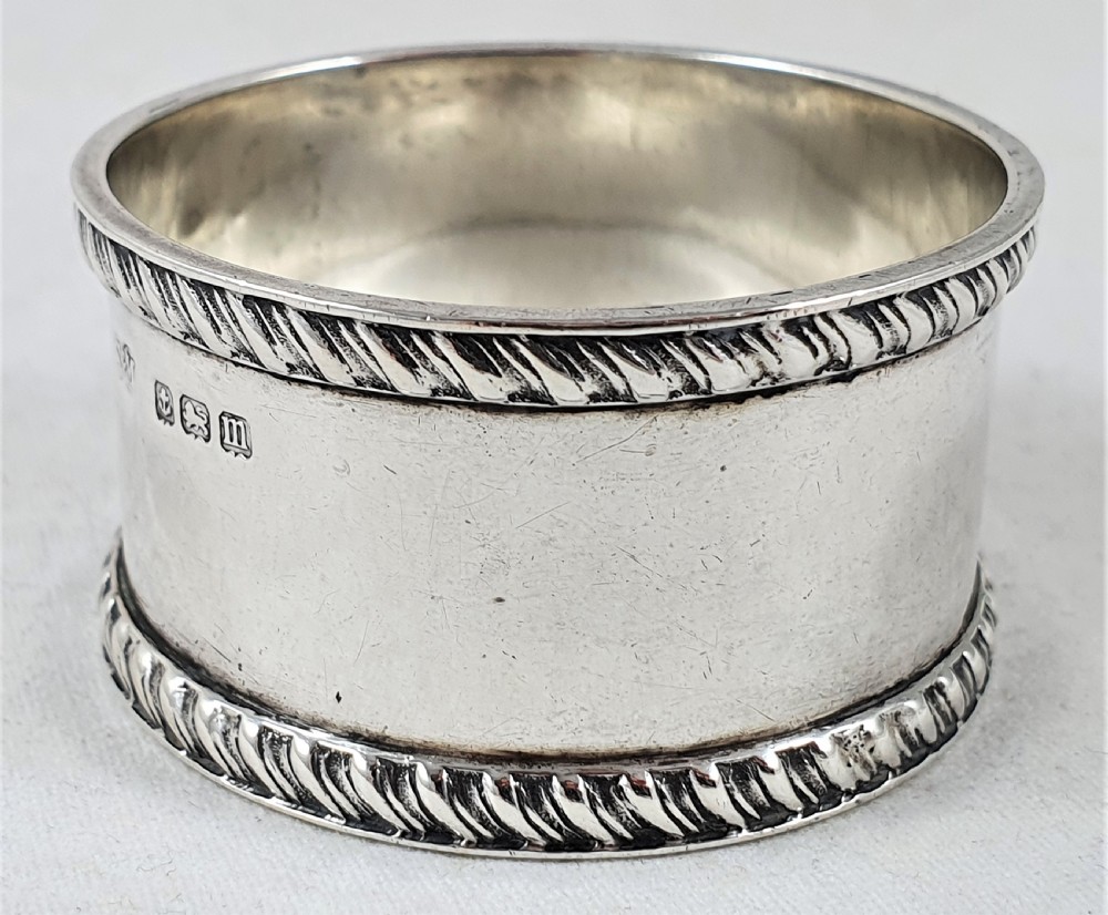 Sterling Silver Napkin Ring, Sanders & Mackenzie View III