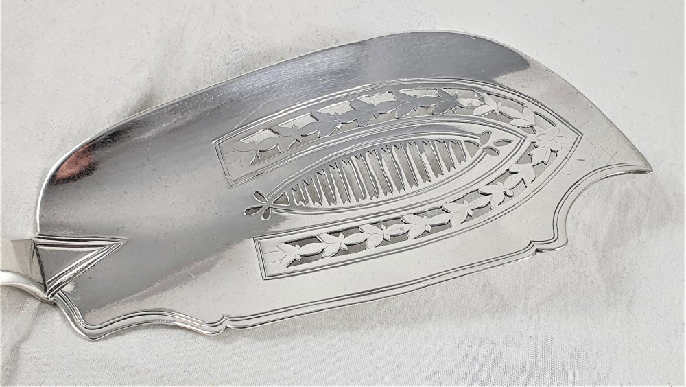 George IV Sterling Silver Fish Slice View III