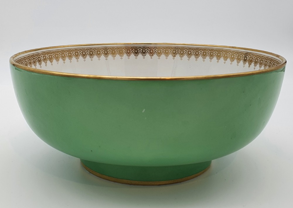 VICTORIAN ARMORIAL COPELAND SPODE PORCELAIN FRUIT BOWL View IV