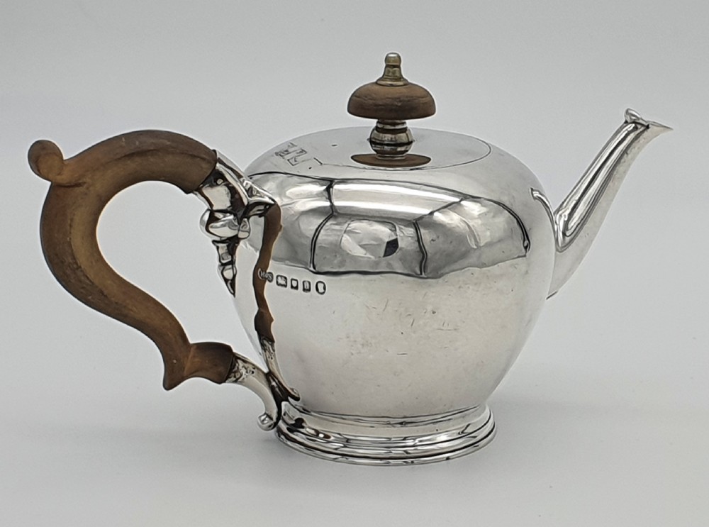 A George V Jubilee Edward & Sons Hallmarked Sterling Silver Bullet Teapot View III