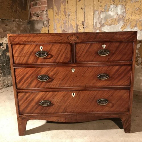 C19TH MAHOGANY CHEST OF DRAWERS WITH PRINCE OF WALES FEATHERS - ADDITIONAL PHOTO 5