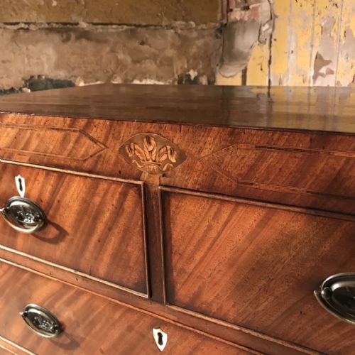 C19TH MAHOGANY CHEST OF DRAWERS WITH PRINCE OF WALES FEATHERS - ADDITIONAL PHOTO 7
