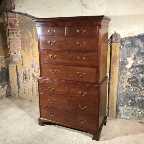 GEORGIAN MAHOGANY CHEST ON CHEST WITH SLIDE - ADDITIONAL PHOTO 3