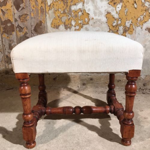 FRENCH OAK TURNED LEG STOOL - ADDITIONAL PHOTO 2