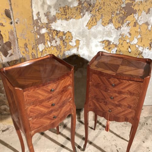 PAIR OF FRENCH WALNUT BEDSIDE TABLES - ADDITIONAL PHOTO 2