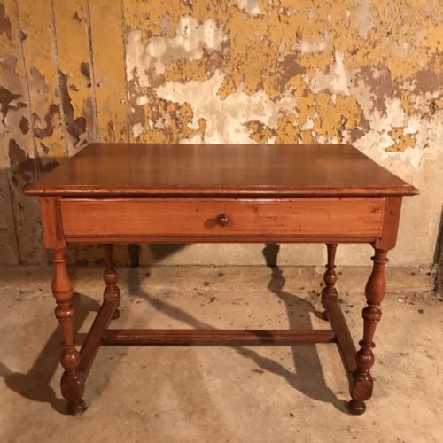 french cherry wood side table desk - CATEGORY: ANTIQUE TABLES - DATED 19TH CENTURY
