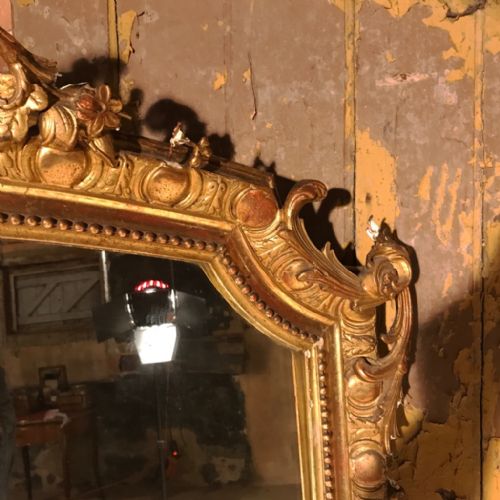 LARGE FRENCH GILT MIRROR FOR RESTORATION - ADDITIONAL PHOTO 3