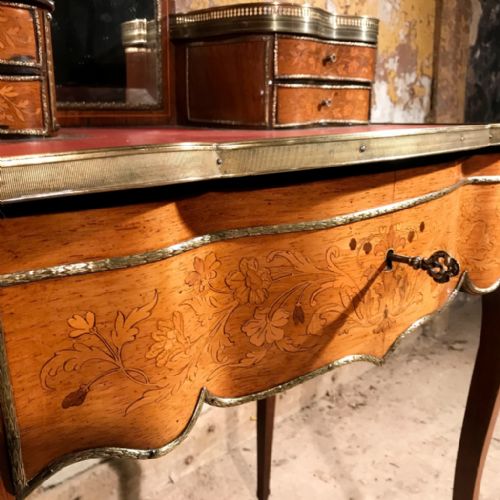 FRENCH KINGWOOD AND MARQUETRY DRESSING TABLE - ADDITIONAL PHOTO 4
