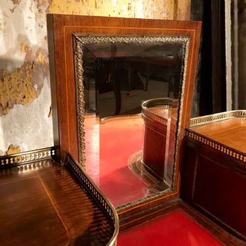 FRENCH KINGWOOD AND MARQUETRY DRESSING TABLE - ADDITIONAL PHOTO 10
