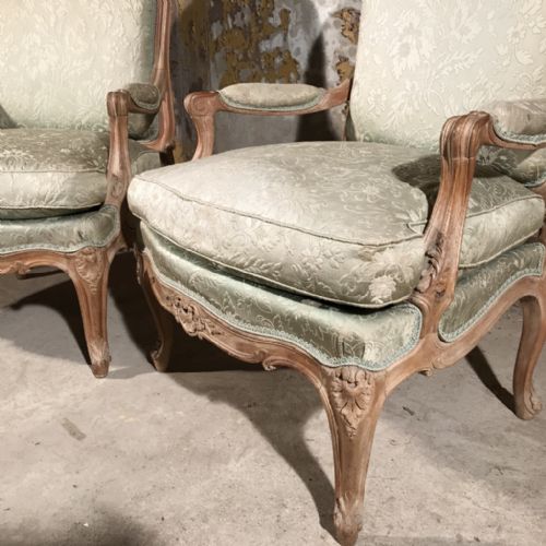 PAIR OF FRENCH BLEACHED LOUIS XV STYLE ARMCHAIRS - ADDITIONAL PHOTO 2