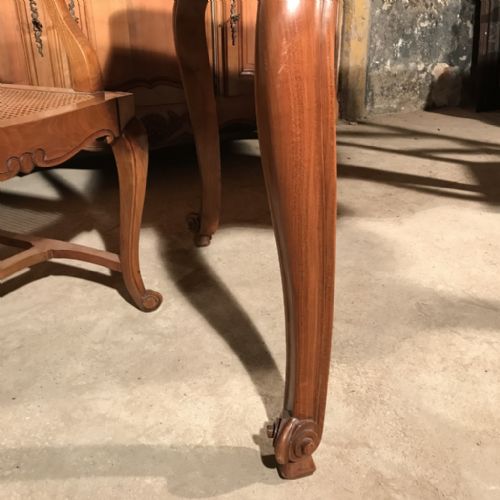 fig 2. French extending dining table with cherry parquet top