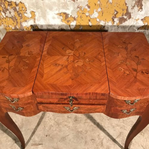 FRENCH MARQUETRY DRESSING TABLE WITH ORMOLU - ADDITIONAL PHOTO 1