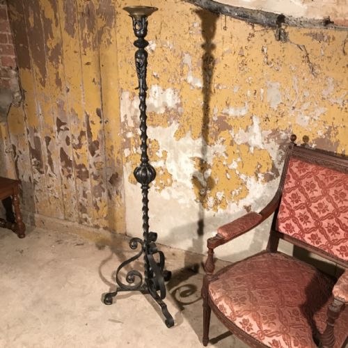 large wrought iron torchere - CATEGORY: ANTIQUE LIGHTING - DATED 1920