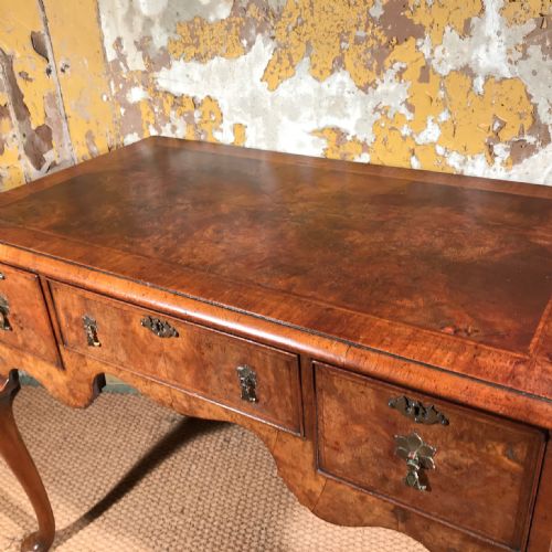 QUEEN ANNE STYLE BURR WALNUT DESK - ADDITIONAL PHOTO 2