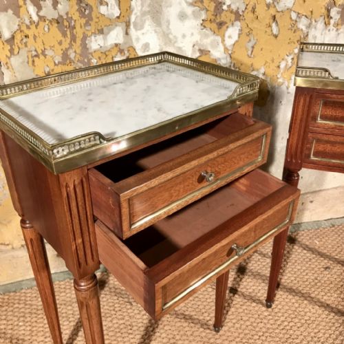 PAIR OF FRENCH BRASS INLAID BEDSIDE TABLES - ADDITIONAL PHOTO 3