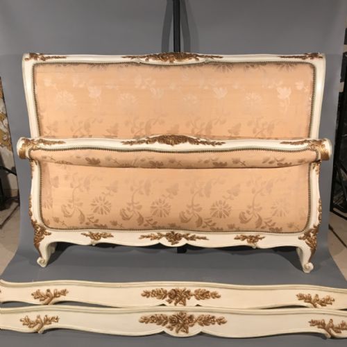 FRENCH KINGSIZE PAINT GILT BED - ADDITIONAL PHOTO 3