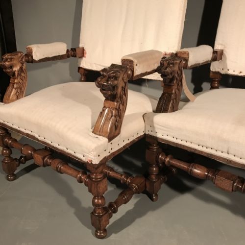 LARGE PAIR OF OAK LIONS HEAD ARMCHAIRS - ADDITIONAL PHOTO 3