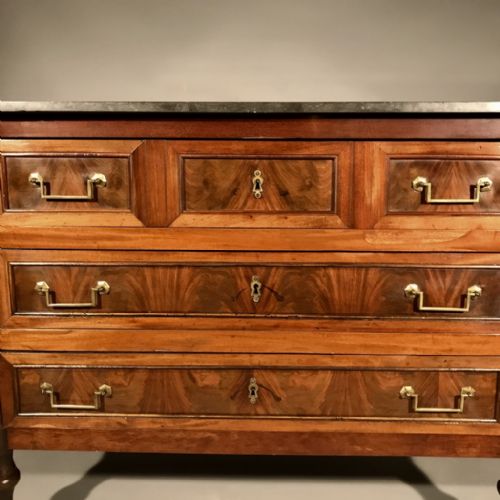 FRENCH DIRECTOIRE COMMODE IN MAHOGANY - ADDITIONAL PHOTO 3