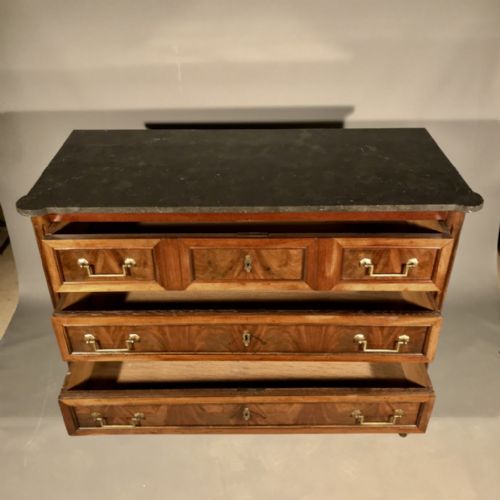 FRENCH DIRECTOIRE COMMODE IN MAHOGANY - ADDITIONAL PHOTO 4