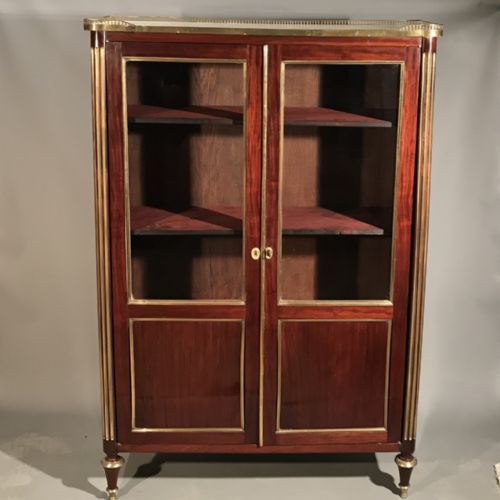 FRENCH MAHOGANY AND BRASS CABINET WITH MARBLE TOP - ADDITIONAL PHOTO 4