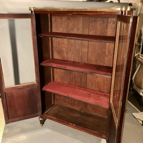 FRENCH MAHOGANY AND BRASS CABINET WITH MARBLE TOP - ADDITIONAL PHOTO 6