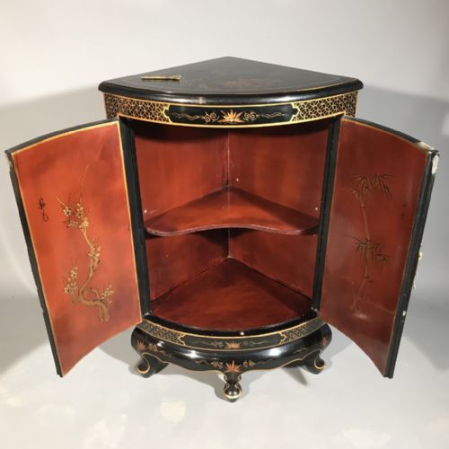 BLACK LACQUERED CORNER CABINET WITH SCARLET INTERIOR - ADDITIONAL PHOTO 2