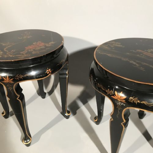 PAIR OF JAPANESE BLACK LACQUERED SIDE TABLES - ADDITIONAL PHOTO 2
