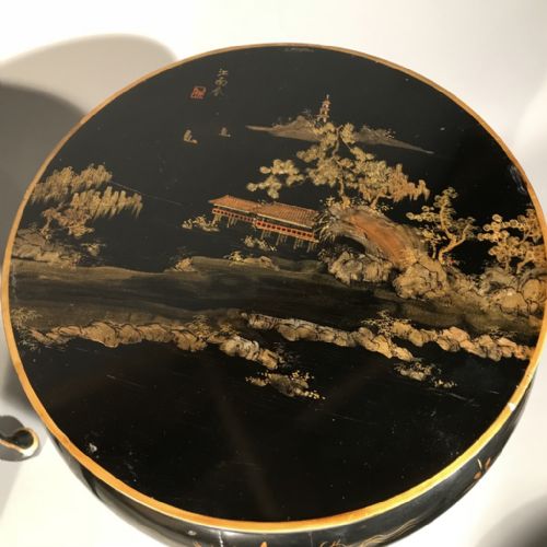 PAIR OF JAPANESE BLACK LACQUERED SIDE TABLES - ADDITIONAL PHOTO 5