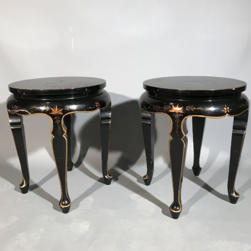 PAIR OF JAPANESE BLACK LACQUERED SIDE TABLES - ADDITIONAL PHOTO 6
