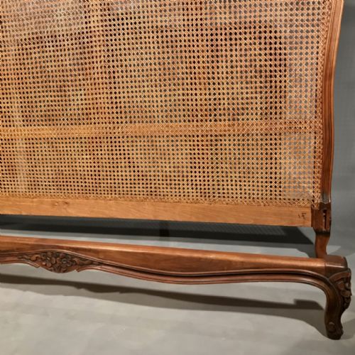 RARE FRENCH LOUIS XV STYLE CABE KINGSIZE BED WITH LOW END - ADDITIONAL PHOTO 2