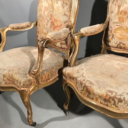 PAIR OF FRENCH LOUIS XV GILTWOOD AND TAPESTRY ARMCHAIRS - ADDITIONAL PHOTO 1