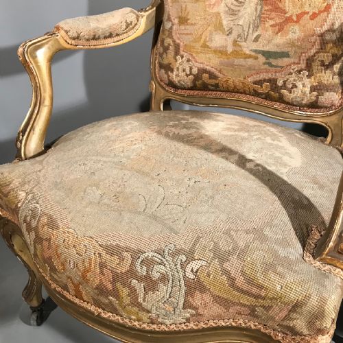 PAIR OF FRENCH LOUIS XV GILTWOOD AND TAPESTRY ARMCHAIRS - ADDITIONAL PHOTO 7