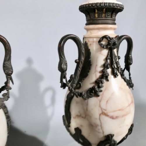 PAIR OF C19TH FRENCH MARBLE CASSOLETTE LAMPS - ADDITIONAL PHOTO 1