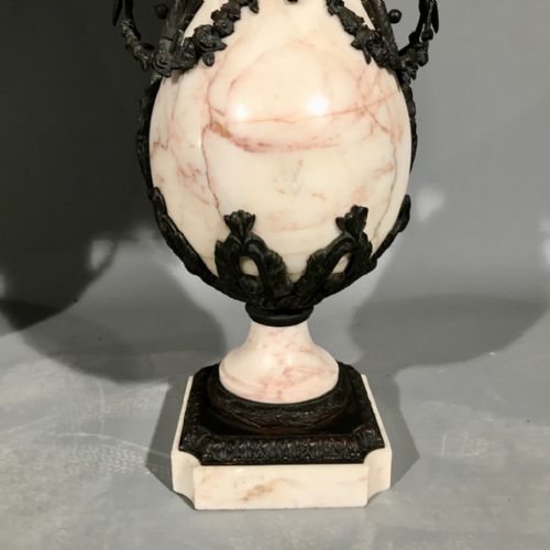 PAIR OF C19TH FRENCH MARBLE CASSOLETTE LAMPS - ADDITIONAL PHOTO 4