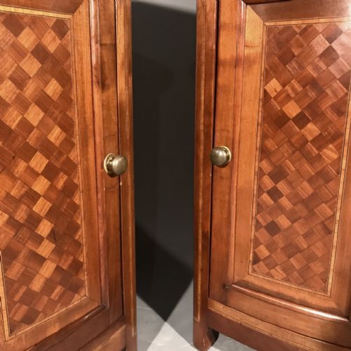 PAIR OF FRENCH BEDSIDE CABINETS - ADDITIONAL PHOTO 5