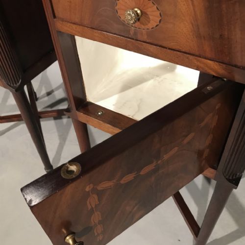 SUPERB PAIR OF FRENCH BEDSIDE CABINETS - ADDITIONAL PHOTO 6