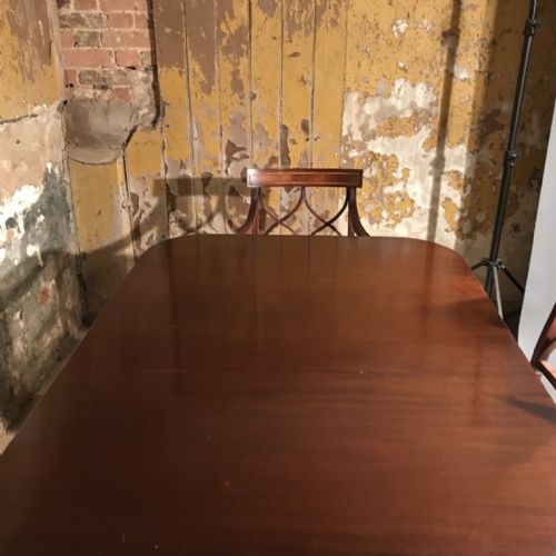 REGENCY STYLE EXTENDING DINING TABLE - ADDITIONAL PHOTO 1
