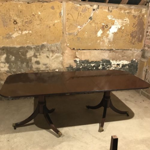 REGENCY STYLE EXTENDING DINING TABLE - ADDITIONAL PHOTO 3