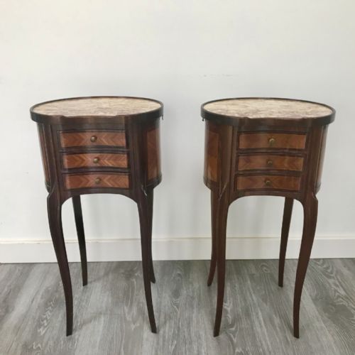 FABULOUS PAIR OF KIDNEY SIDE TABLES WITH SLIDES - ADDITIONAL PHOTO 3
