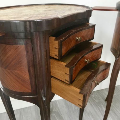 FABULOUS PAIR OF KIDNEY SIDE TABLES WITH SLIDES - ADDITIONAL PHOTO 5