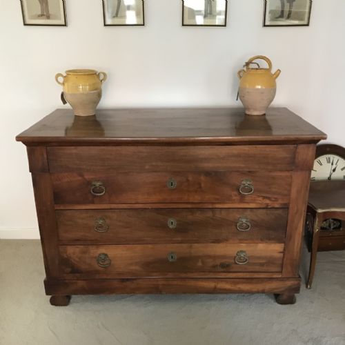 large early c19th french cherry commode chest of drawers - CATEGORY: ANTIQUE CHEST OF DRAWERS - DATED 19TH CENTURY